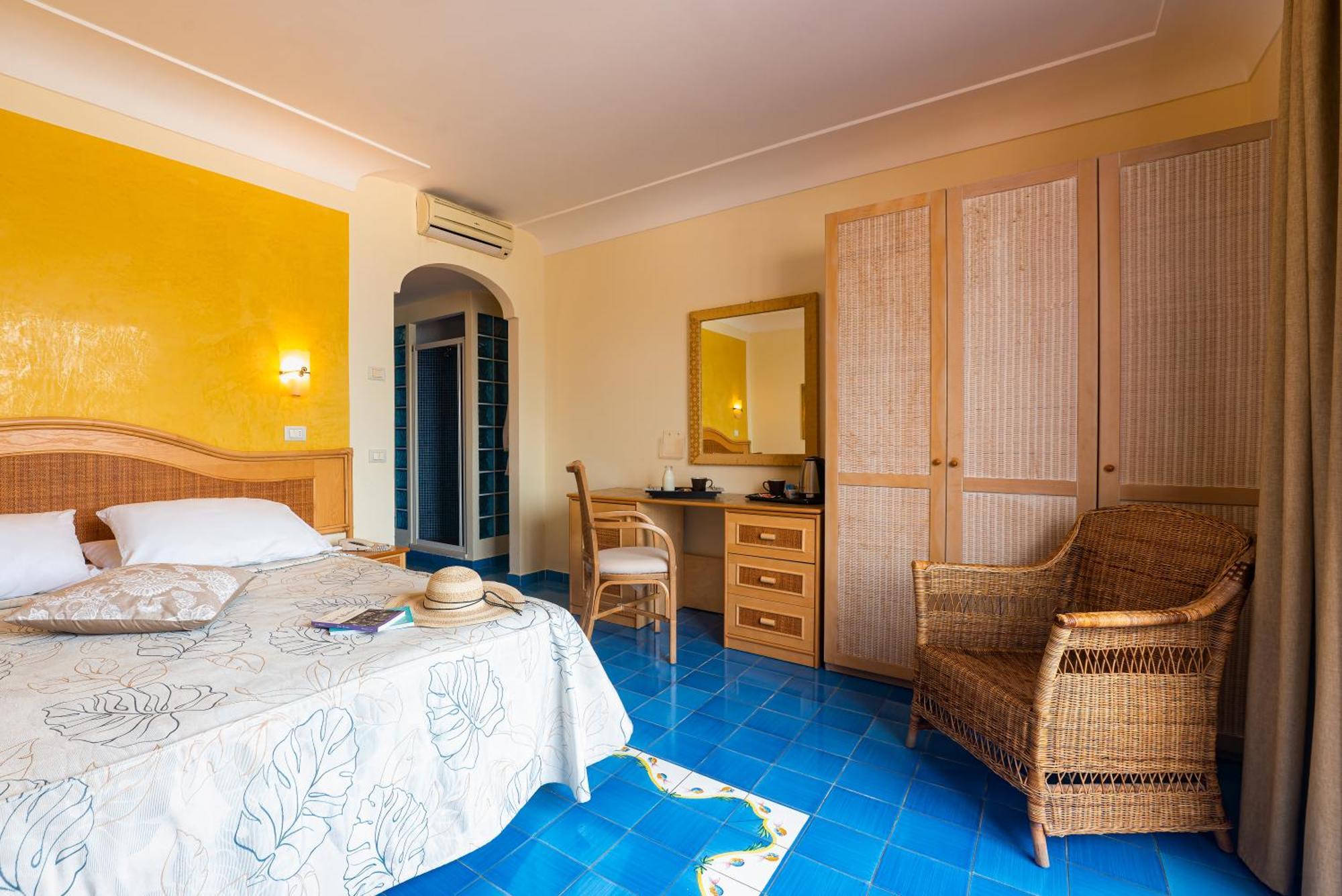 Hotel Terme Zi Carmela Forio di Ischia Exterior foto